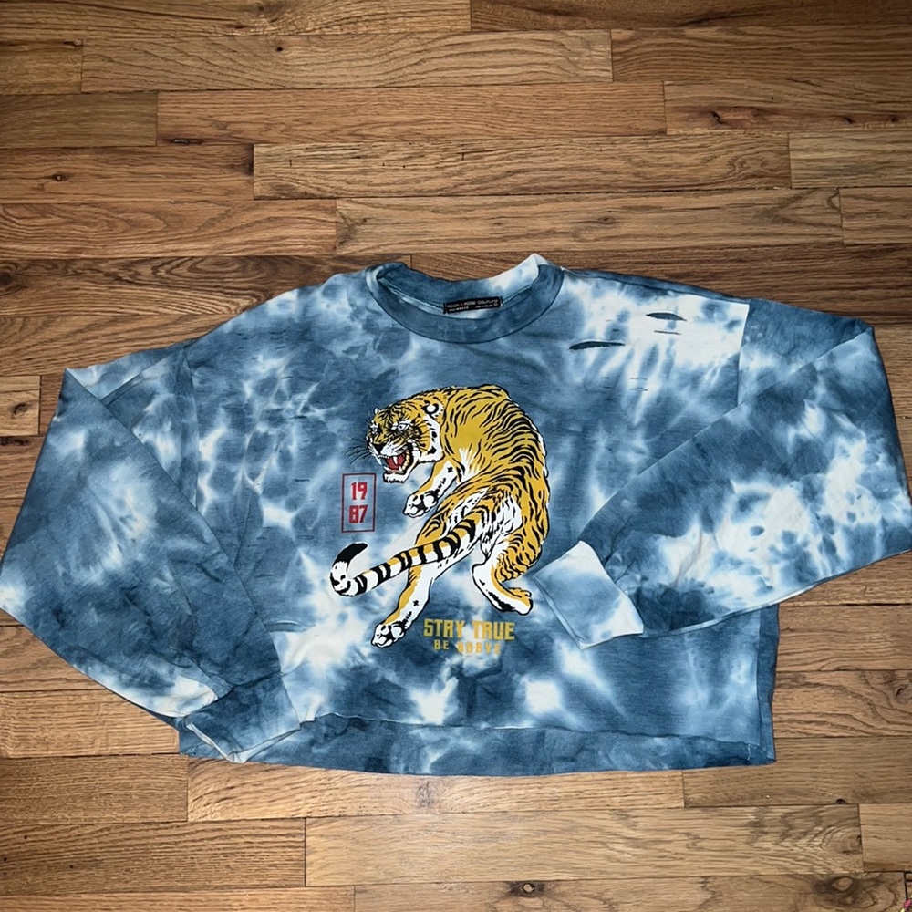 Rock Rose Couture Distressed Tie Dye Cropped Long Sleeve Size M NWOT